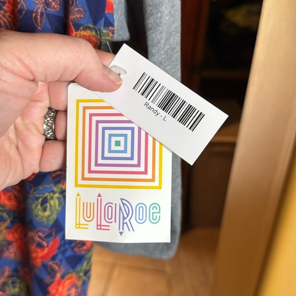 NWT Lularoe Randy Blue Geometric Red & Gold Roses w/Gray Sleeves Size Large - Picture 4 of 6